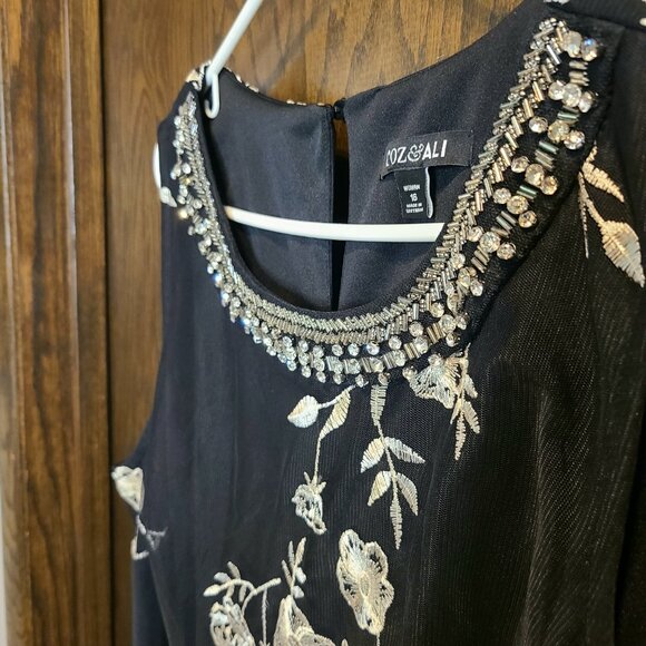 ROZ & ALI WOMENS GORGEOUS DEEP BLACK FLORAL 3D PATTERN LOOK DRESS SIZE 16 - Picture 5 of 6